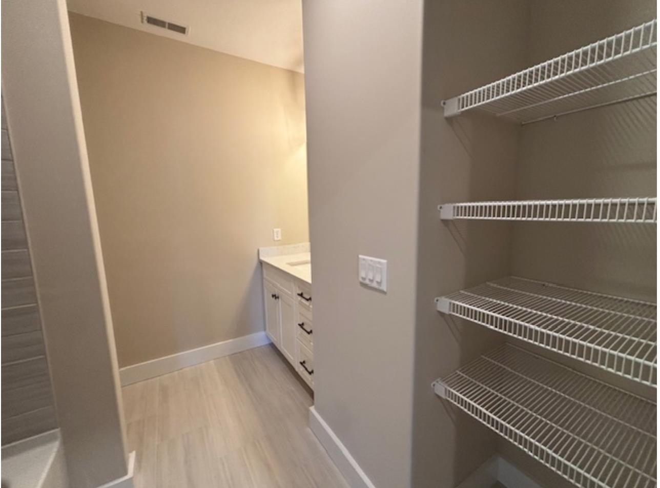 59 Thompson Road, Unit 21 North Hampton, NH 03862 - Photo 7 of 15
