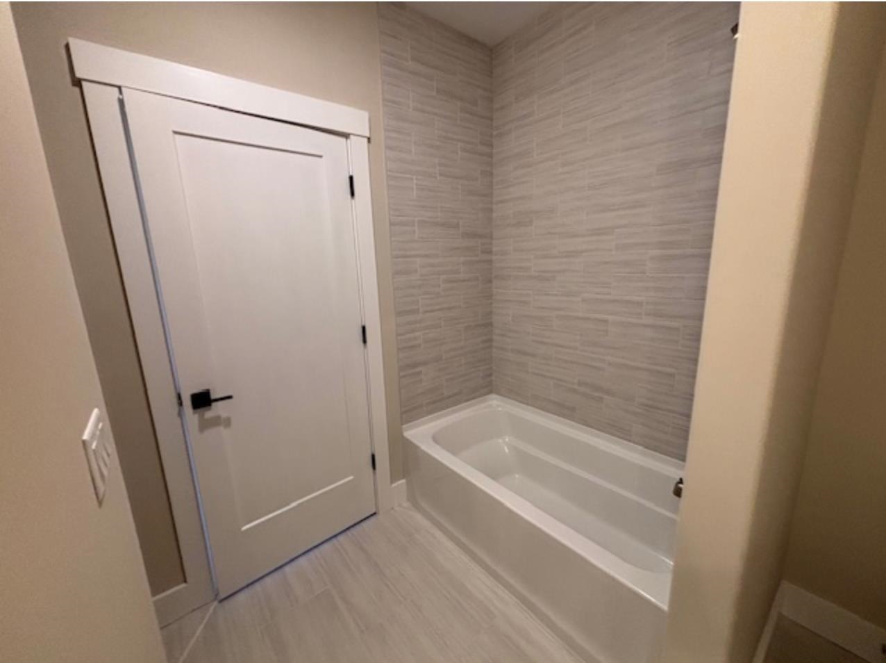 59 Thompson Road, Unit 21 North Hampton, NH 03862 - Photo 8 of 15