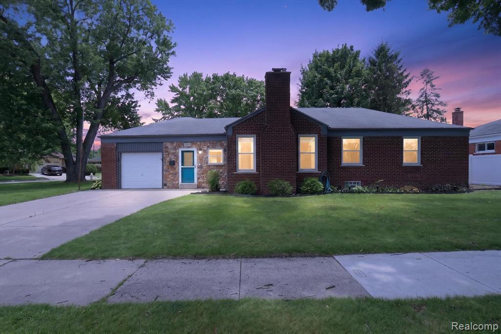 1215 Goddard Road Wyandotte, MI 48192 - Photo 49 of 49