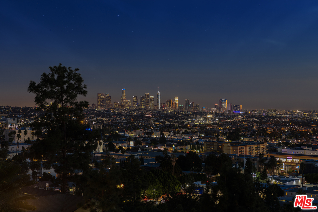 5675 Tryon Road Los Angeles, CA 90068 - Photo 2 of 24