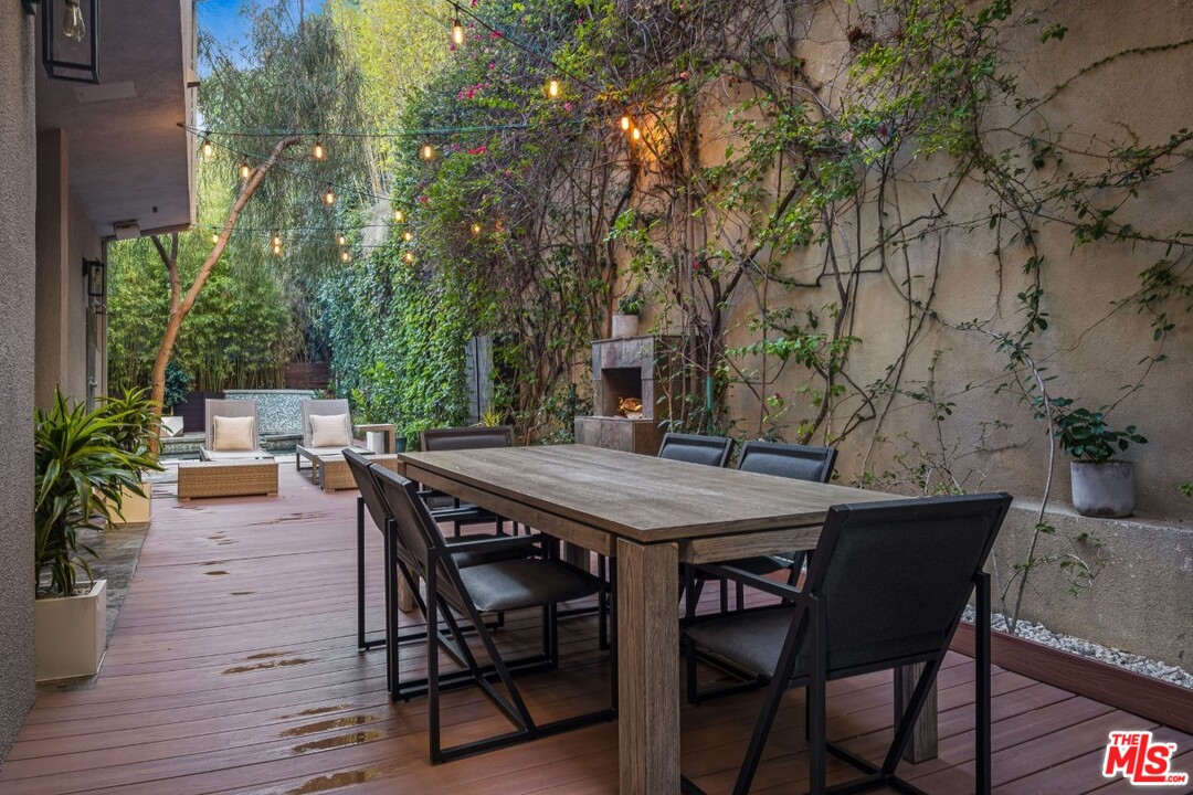 5675 Tryon Road Los Angeles, CA 90068 - Photo 19 of 24