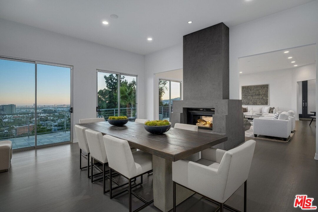 5675 Tryon Road Los Angeles, CA 90068 - Photo 5 of 24