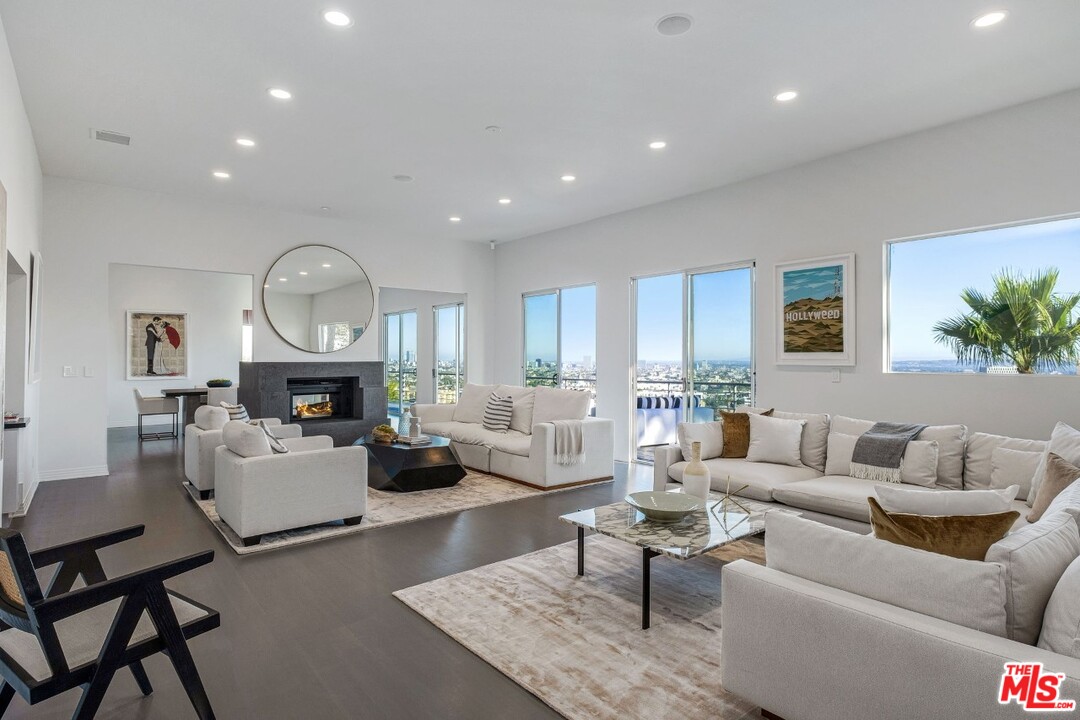 5675 Tryon Road Los Angeles, CA 90068 - Photo 9 of 24
