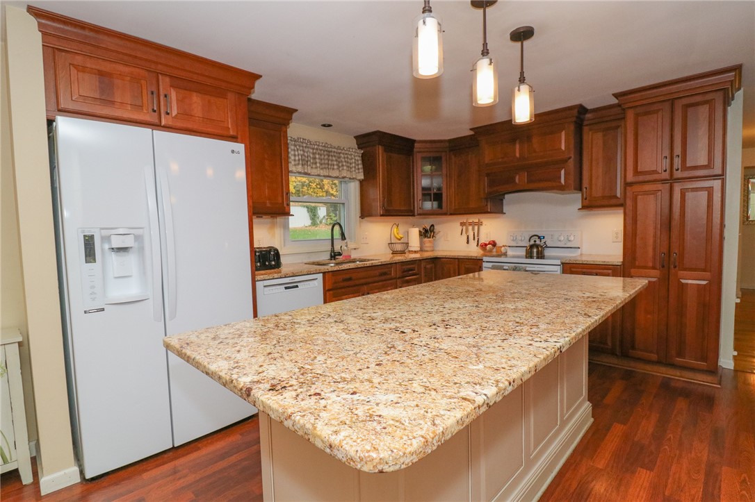 54 Old River Road Lincoln, RI 02865 - Photo 22 of 47