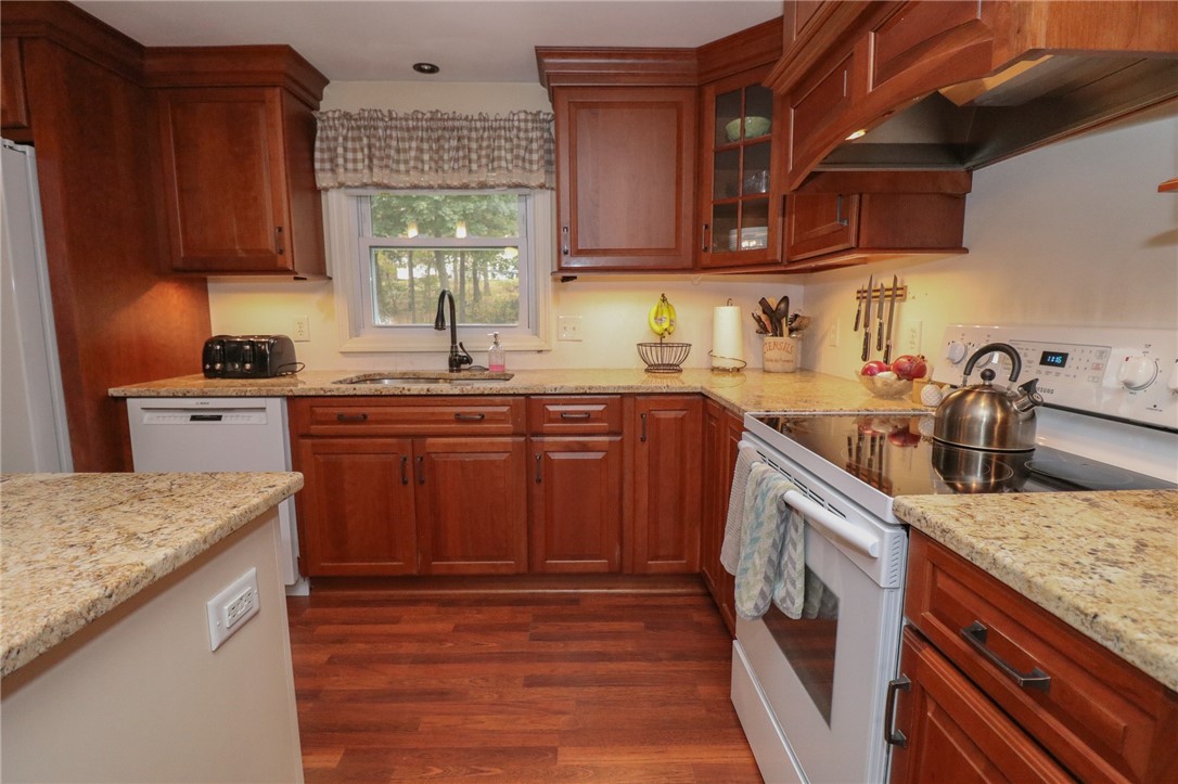54 Old River Road Lincoln, RI 02865 - Photo 24 of 47