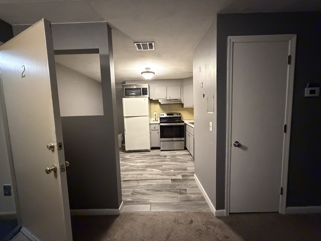 176 Maple Avenue, Unit 32 Rutland, MA 01543 - Photo 6 of 7