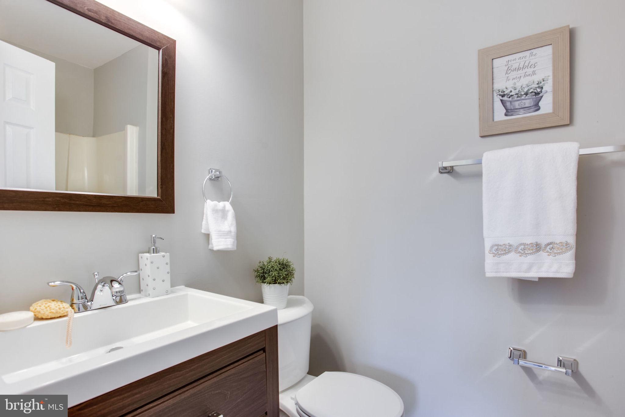 1615 Colonial Way Frederick, MD 21702 - Photo 25 of 42 New tile in Master Bath