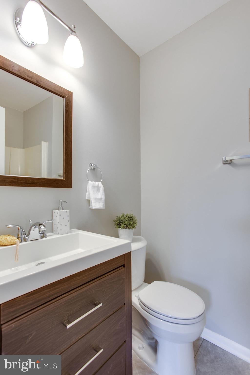 1615 Colonial Way Frederick, MD 21702 - Photo 26 of 42 New Sink and Toilet in Master Bath