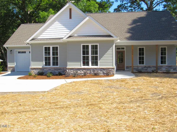 $386,000 | 306 South Elm Street, Creedmoor, NC 27522