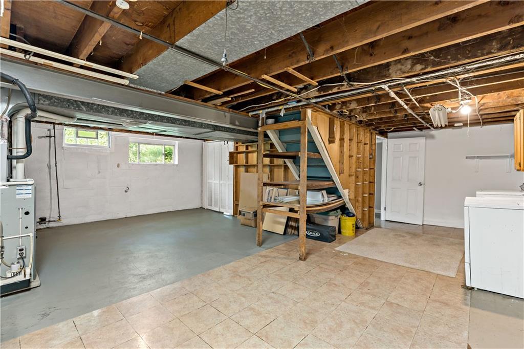 231 Woodside Road Pittsburgh, PA 15221 - Photo 26 of 34