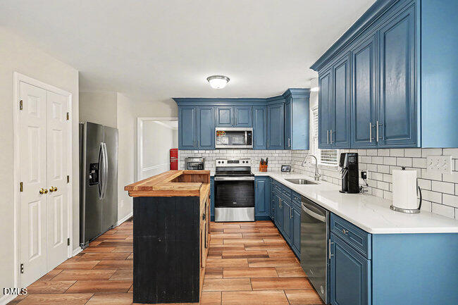 4620 Fisk Court Raleigh, NC 27604 - Photo 8 of 31 008_file_171