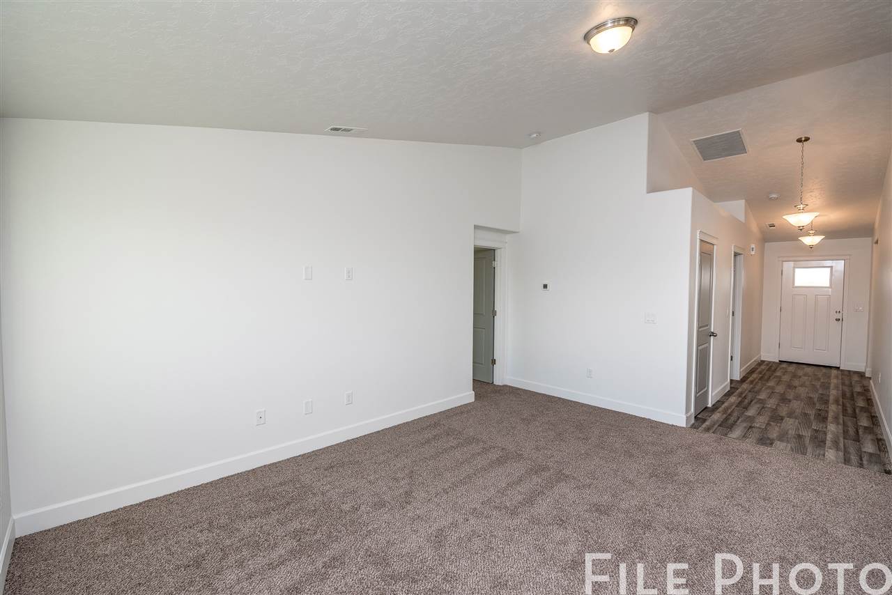 6722 Chumani Road Cheney, WA 99004 - Photo 8 of 20