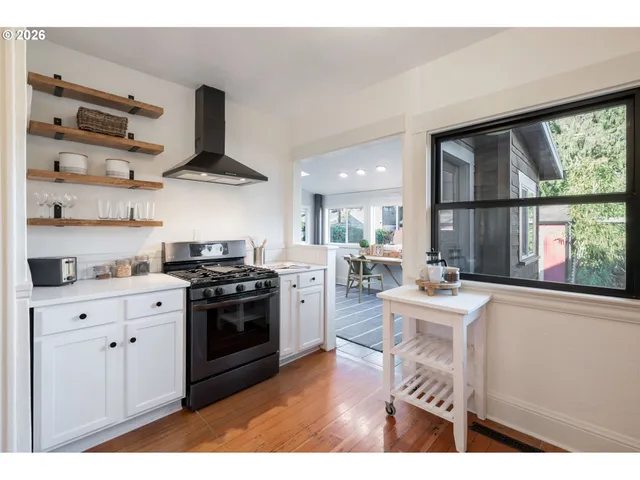 $699,000 | 1137 Southeast Lexington Street, Portland, OR 97202