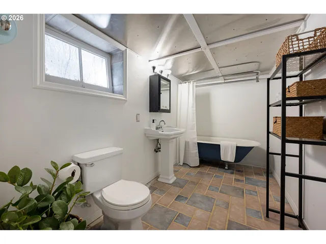 $699,000 | 1137 Southeast Lexington Street, Portland, OR 97202