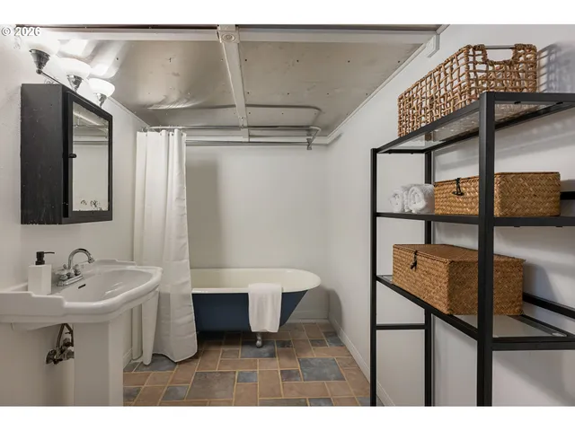 $699,000 | 1137 Southeast Lexington Street, Portland, OR 97202