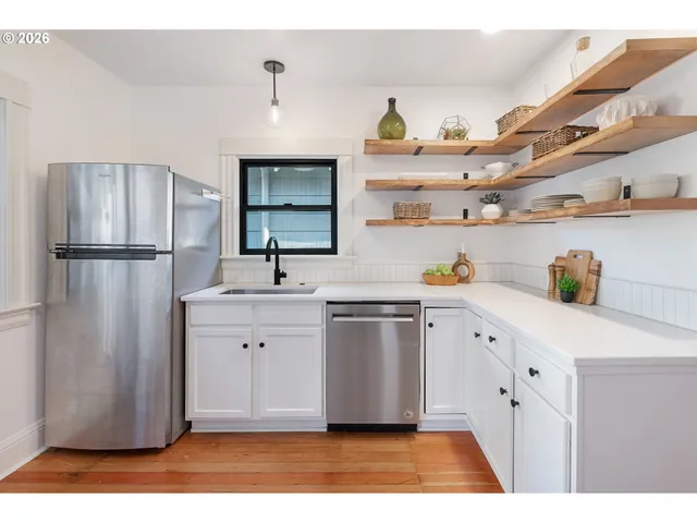 $699,000 | 1137 Southeast Lexington Street, Portland, OR 97202