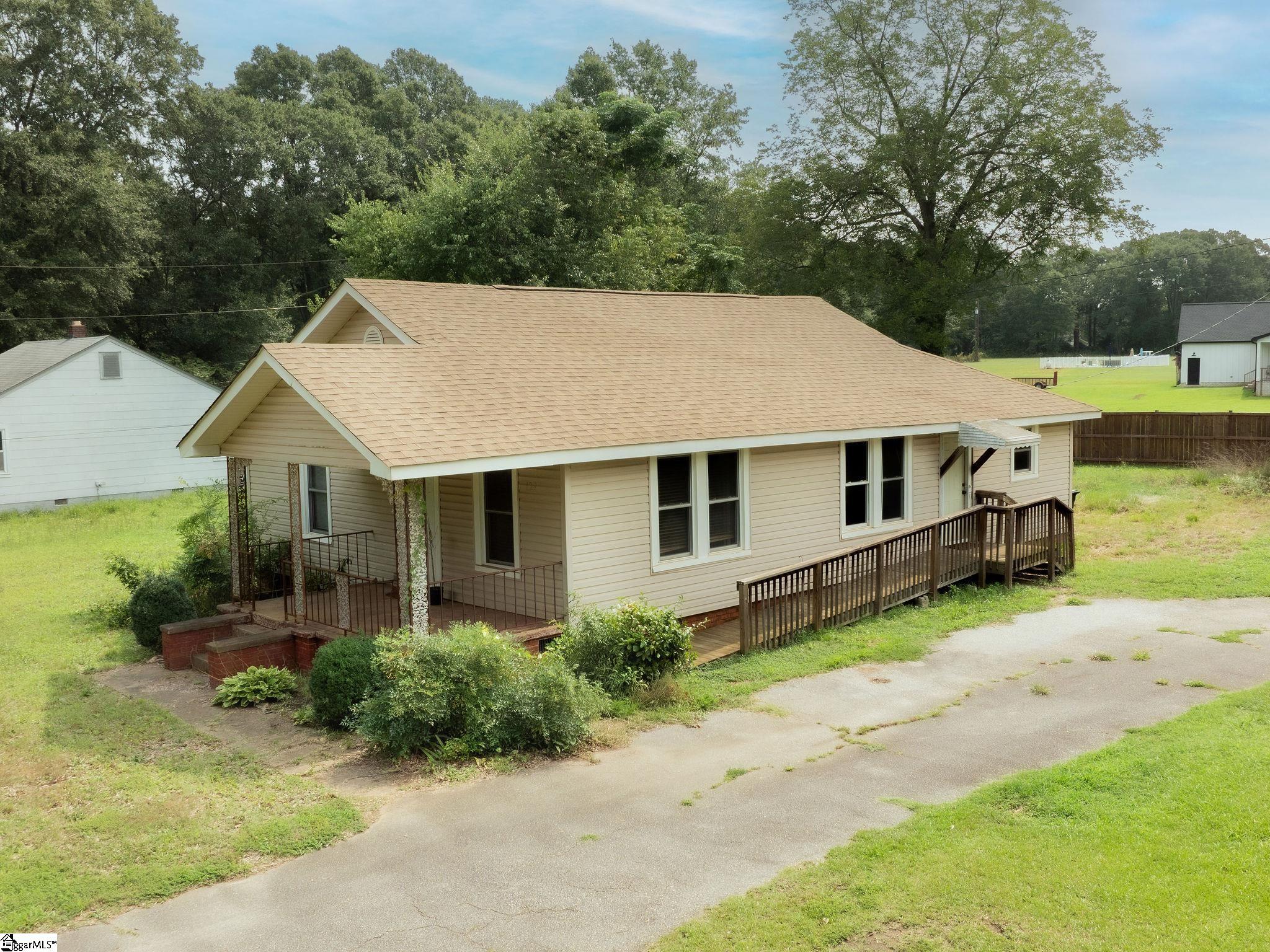 123 Pine Ridge Road Lyman, SC 29365 - Photo 3 of 31 Gallery Image 3