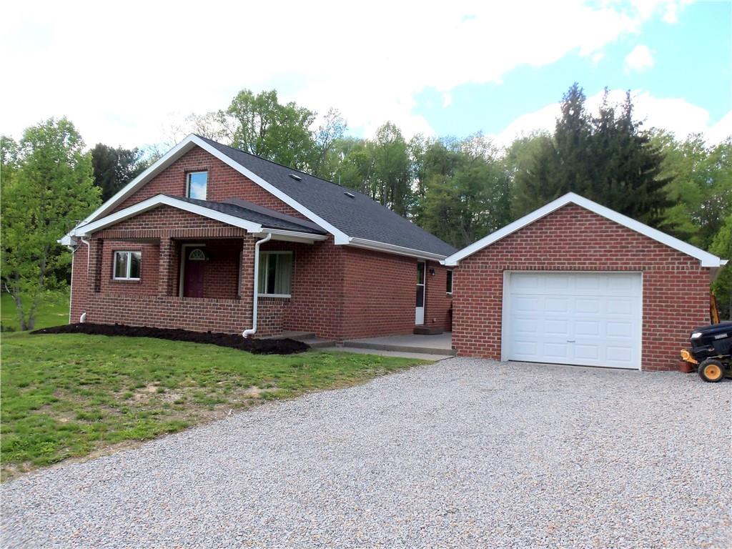 553 Haney Road Washington, PA 15301 - Photo 3 of 25