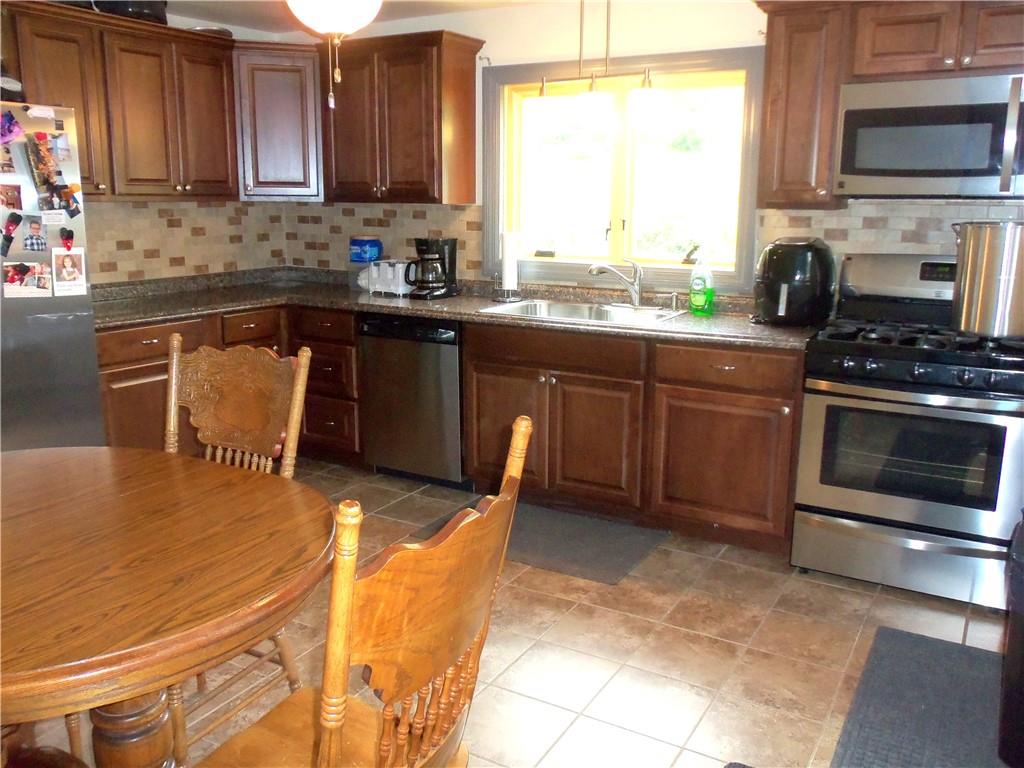553 Haney Road Washington, PA 15301 - Photo 5 of 25