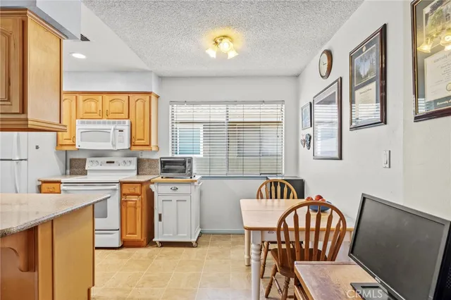 $425,000 | 3015 Knollwood Avenue, La Verne, CA 91750