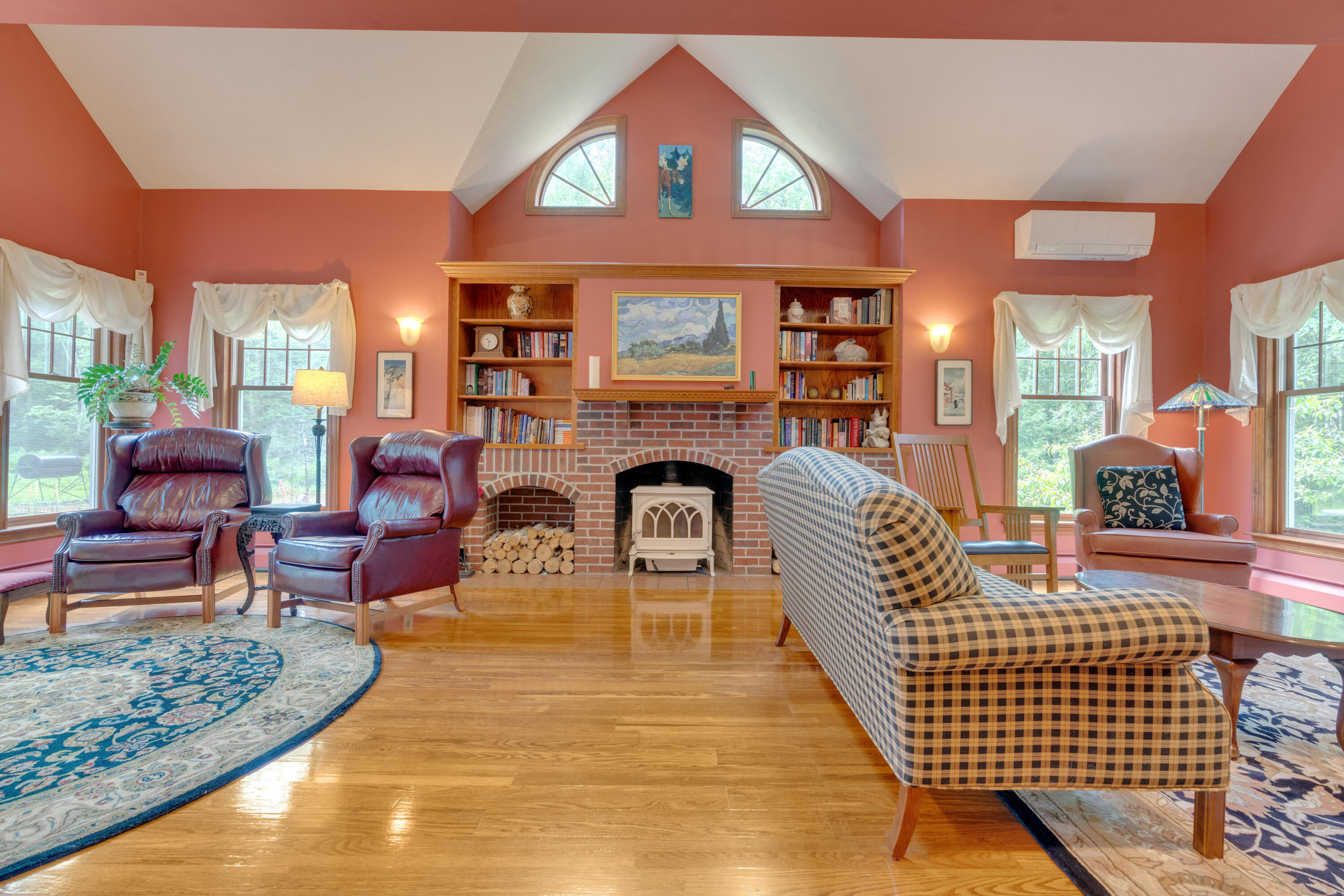 1047 Middle Road North Waterboro, ME 04061 - Photo 10 of 56 Living Room