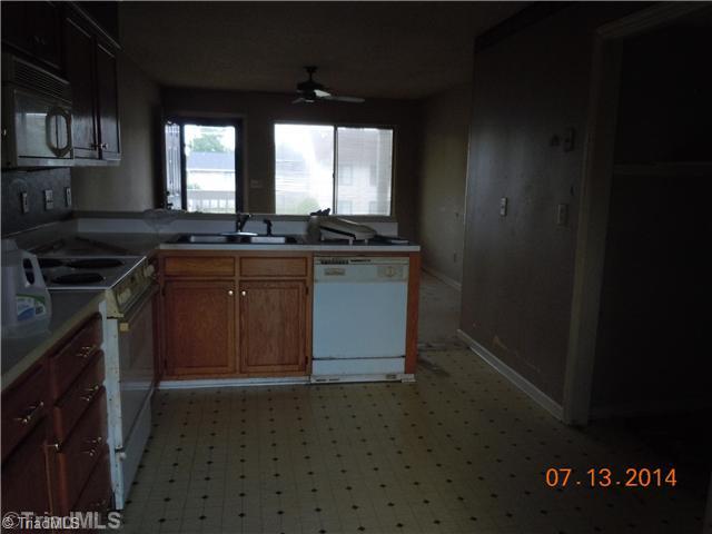 314 English Trinity, NC 27370 - Photo 7 of 11 Kitchen.