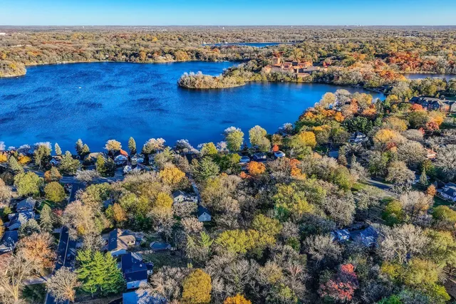 $495,000 | 3333 Lake Johanna Boulevard, Arden Hills, MN 55112