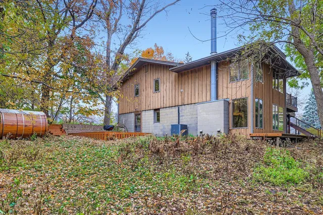 $495,000 | 3333 Lake Johanna Boulevard, Arden Hills, MN 55112