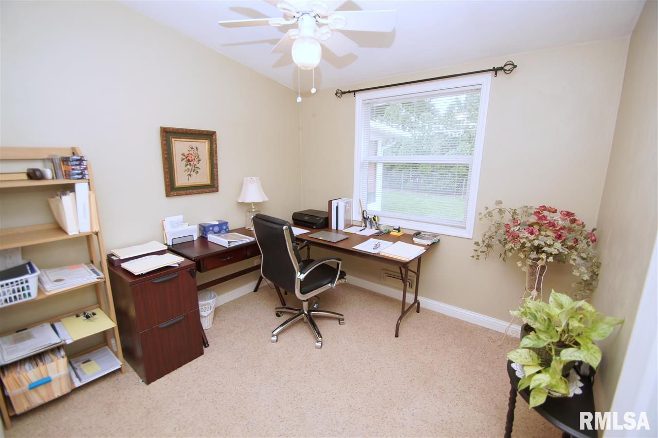 1244 Lincoln Road Bettendorf, IA 52722 - Photo 13 of 18 Gallery Image 13