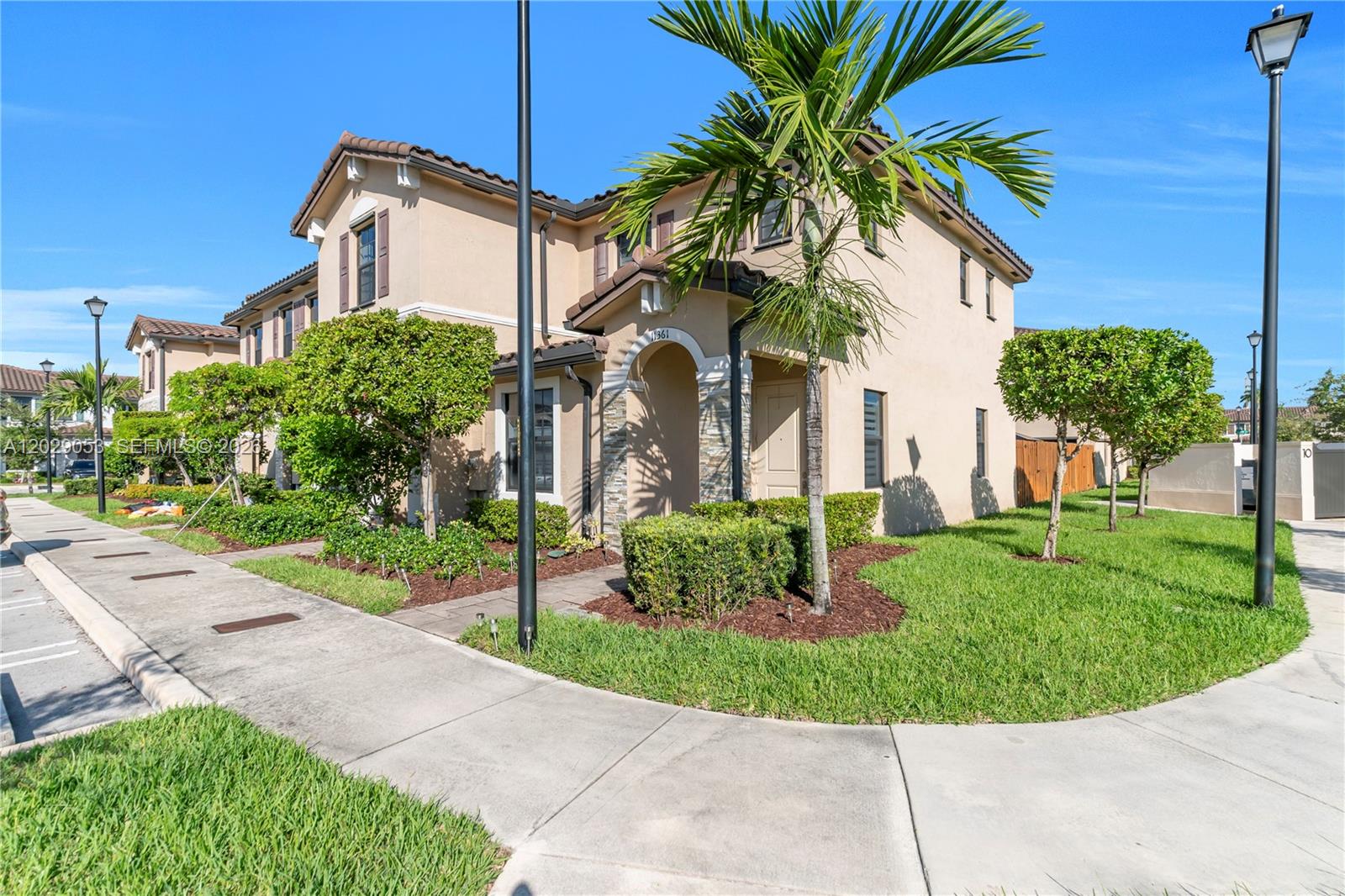 11361 Southwest 249th Street Homestead, FL 33032 - Photo 8 of 37
