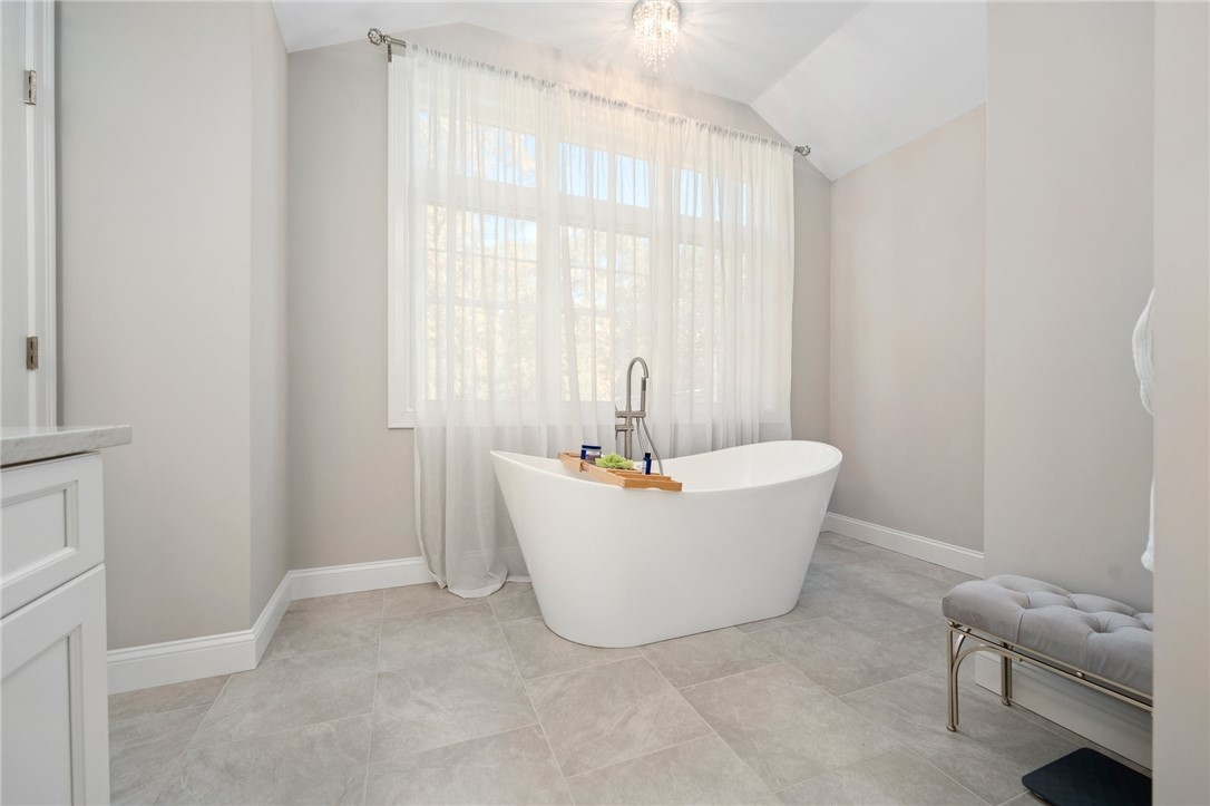142 Swan Road Smithfield, RI 02917 - Photo 25 of 44