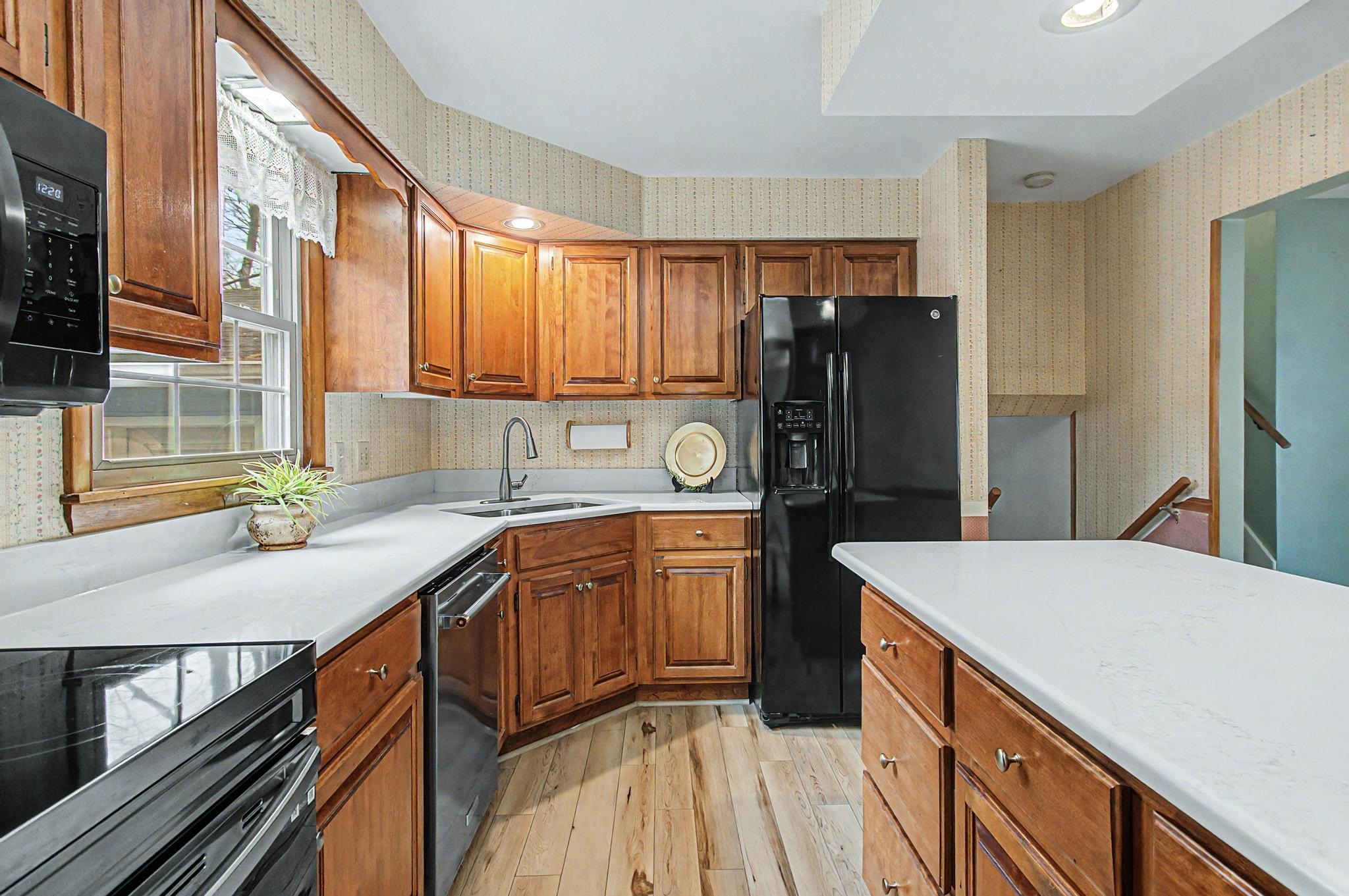 6 Clover Street South Burlington, VT 05403 - Photo 13 of 47