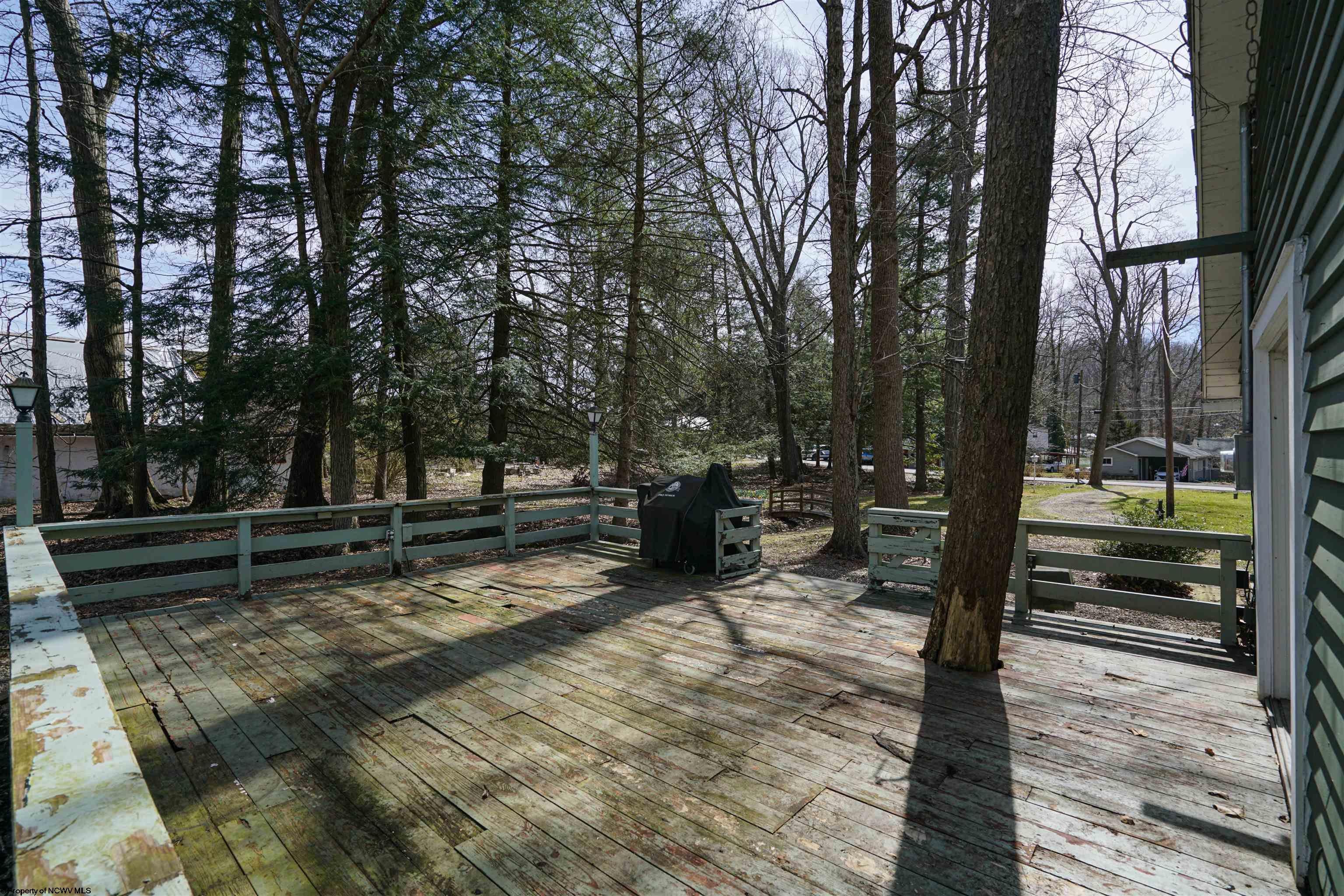 102 Rock Lake Road Fairmont, WV 26554 - Photo 10 of 30 Gallery Image 10