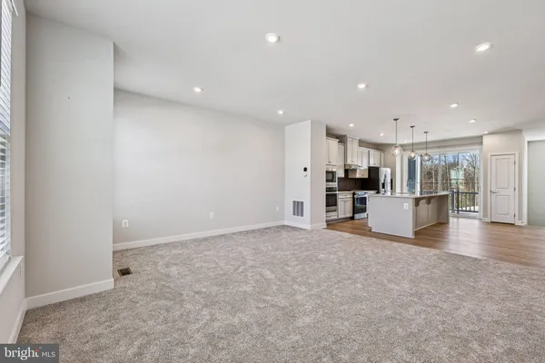 $2,900 | 9287 Tanfield Drive, Fredericksburg, VA 22408