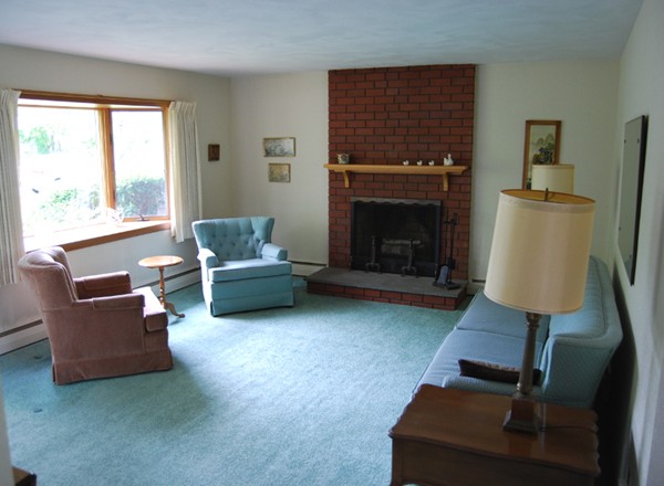 164 Rolling Acres Road Lunenburg, MA 01462 - Photo 5 of 27 Gallery Image 5