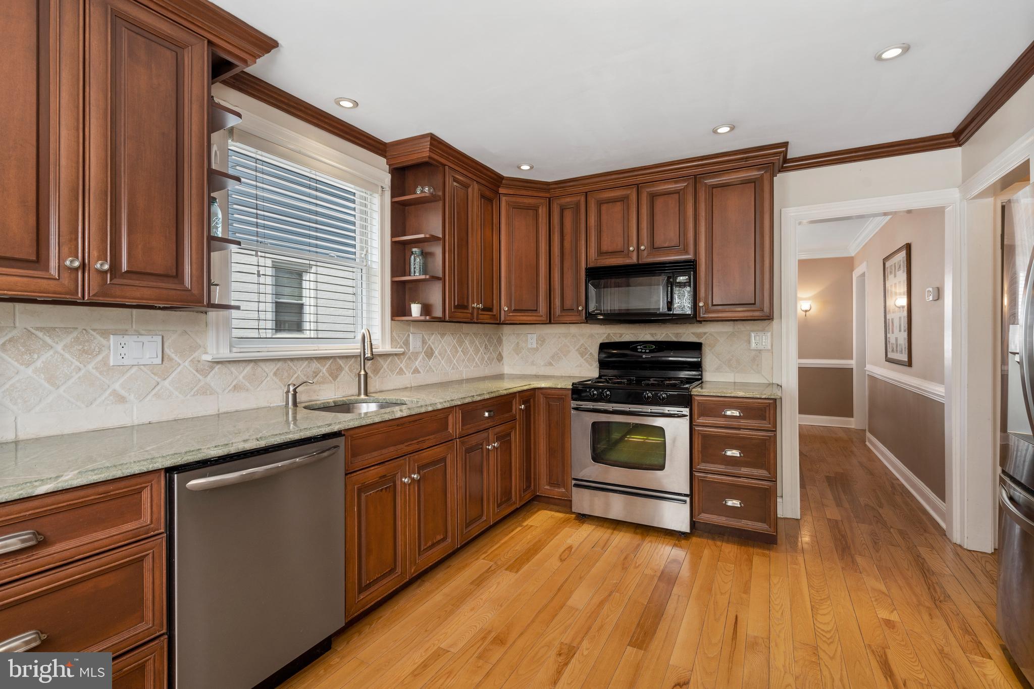 47 South Malin Road Broomall, PA 19008 - Photo 8 of 22 Gallery Image 8