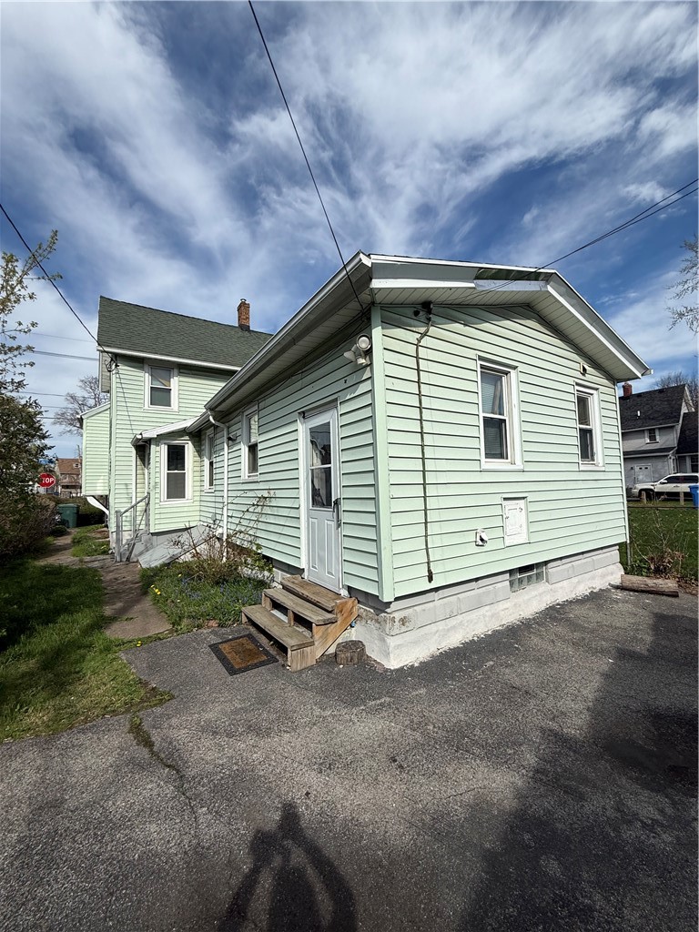 284 Jefferson Avenue Rochester, NY 14608 - Photo 23 of 25