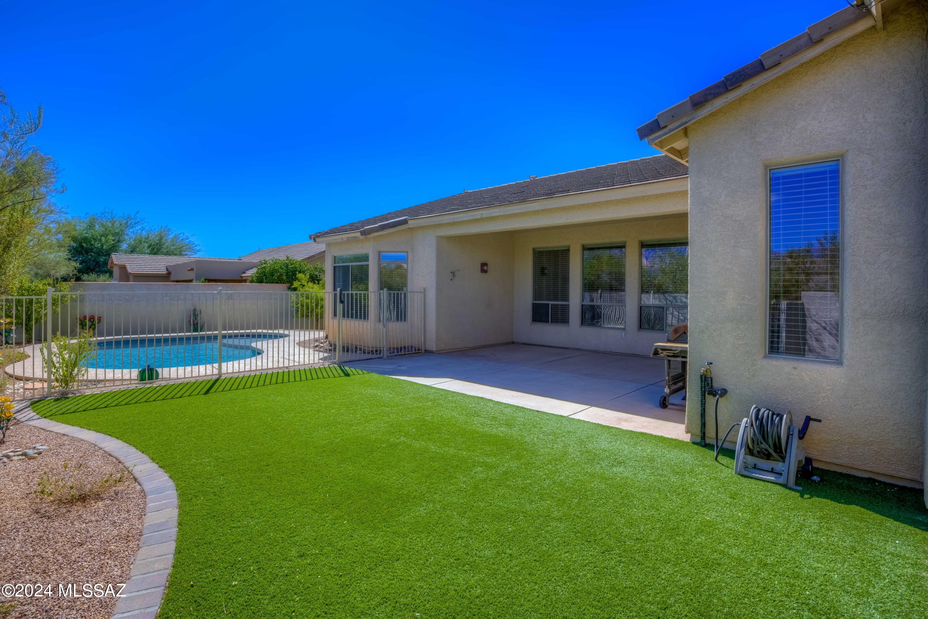 1588 West Copper Ridge Drive Tucson, AZ 85737 - Photo 31 of 36