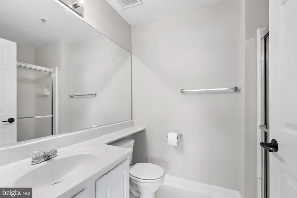 $2,450 | 6520 Lake Park Drive, Unit 301, Greenbelt, MD 20770
