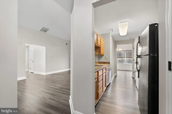 $2,450 | 6520 Lake Park Drive, Unit 301, Greenbelt, MD 20770