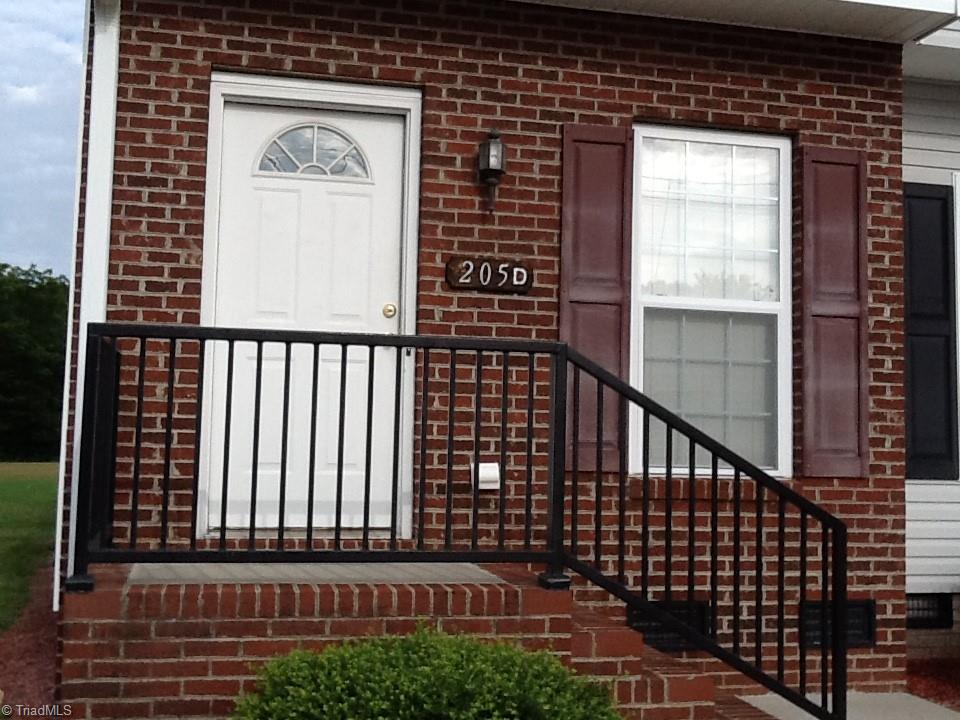 205 Nelson Street, Unit D Pilot Mountain, NC 27041 - Photo 2 of 13 Front View
