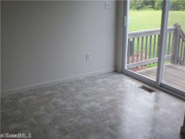 205 Nelson Street, Unit D Pilot Mountain, NC 27041 - Photo 7 of 13 Dining Area