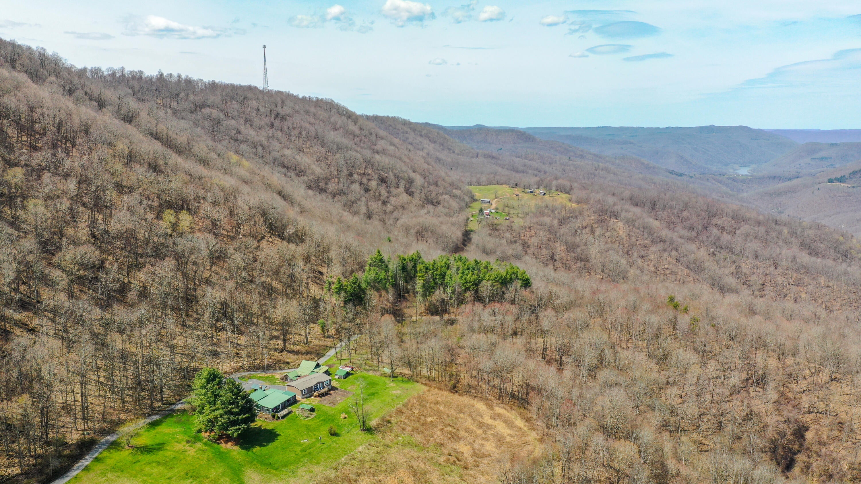 1424 Ward Bench Road Sandstone, WV 25985 - Photo 7 of 95 Gallery Image 7