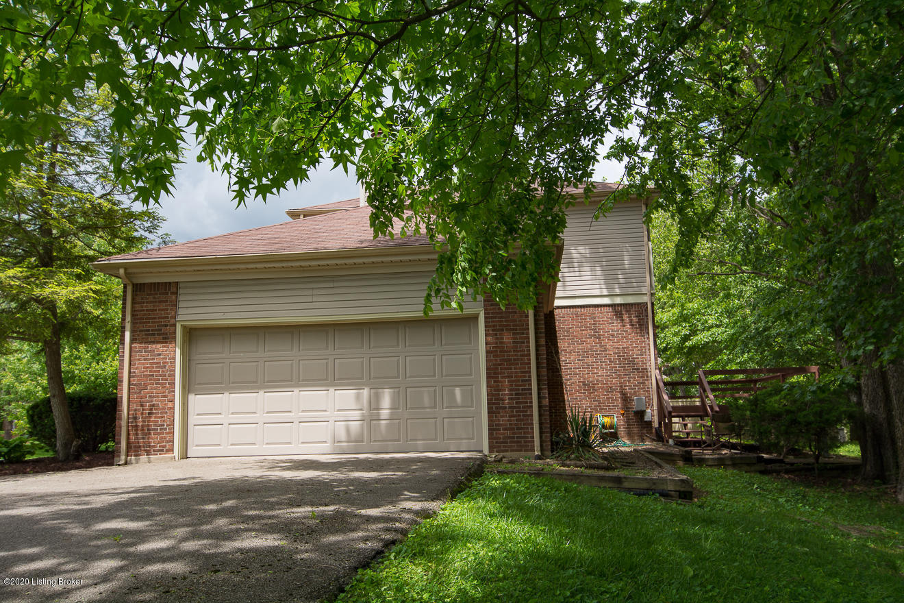 15011 Bircham Road Louisville, KY 40245 - Photo 65 of 79 Side Entry Garage
