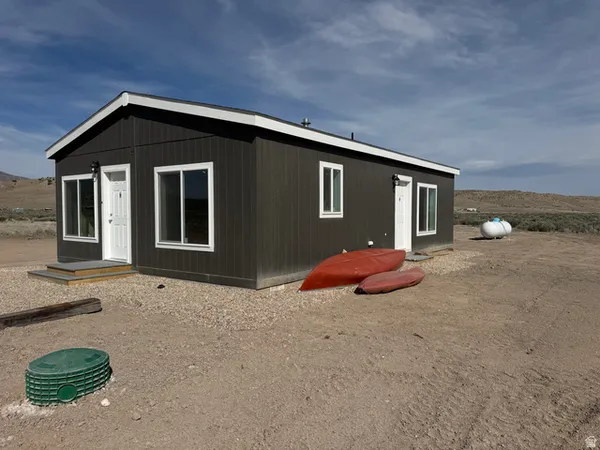 $399,000 | 32 Sevier River, Unit 32, Levan, UT 84639