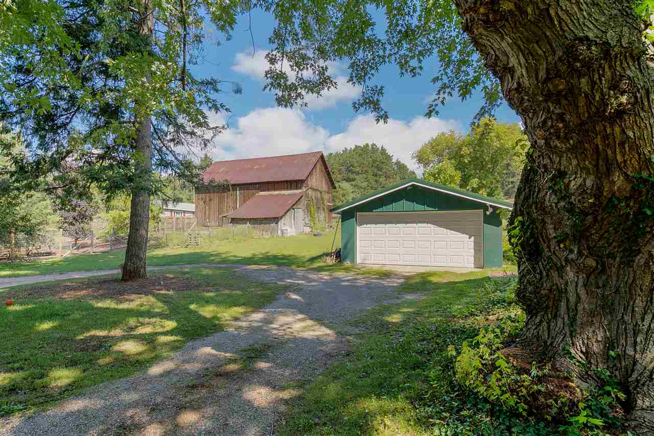 8702 South Schomberg Road Cedar, MI 49621 - Photo 16 of 56 1852267-15.JPG