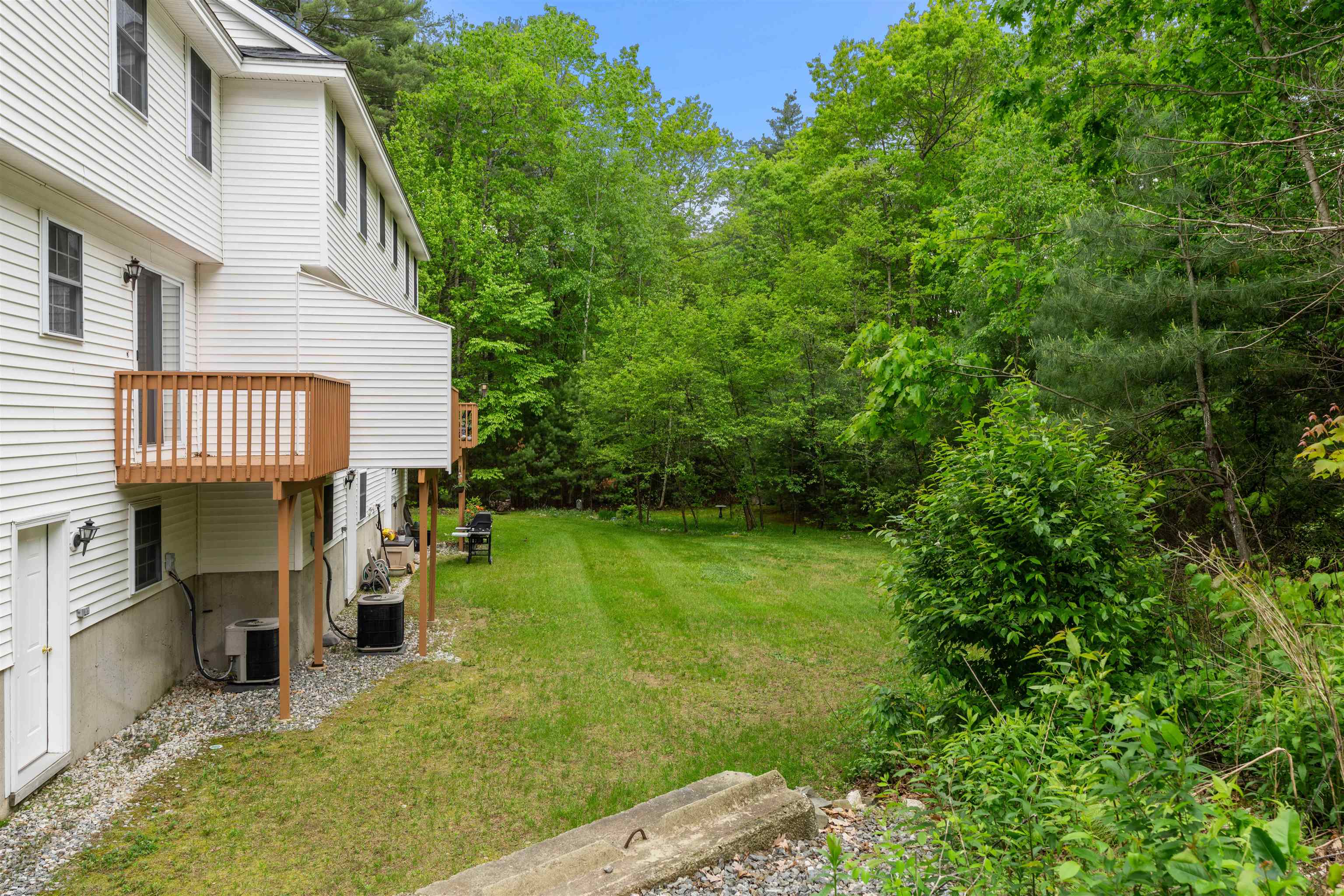 9 Old Nashua Road, Unit B1 Amherst, NH 03031 - Photo 13 of 23 Gallery Image 13