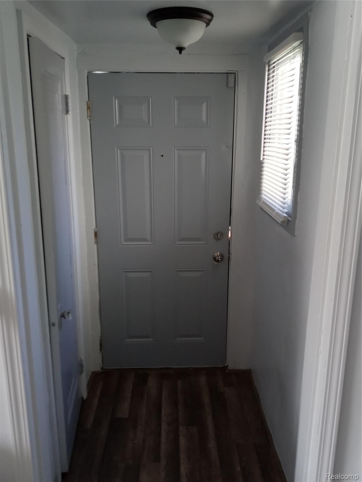 19434 Prairie Street Detroit, MI 48221 - Photo 2 of 14 20201011_142056_HDR.jpg