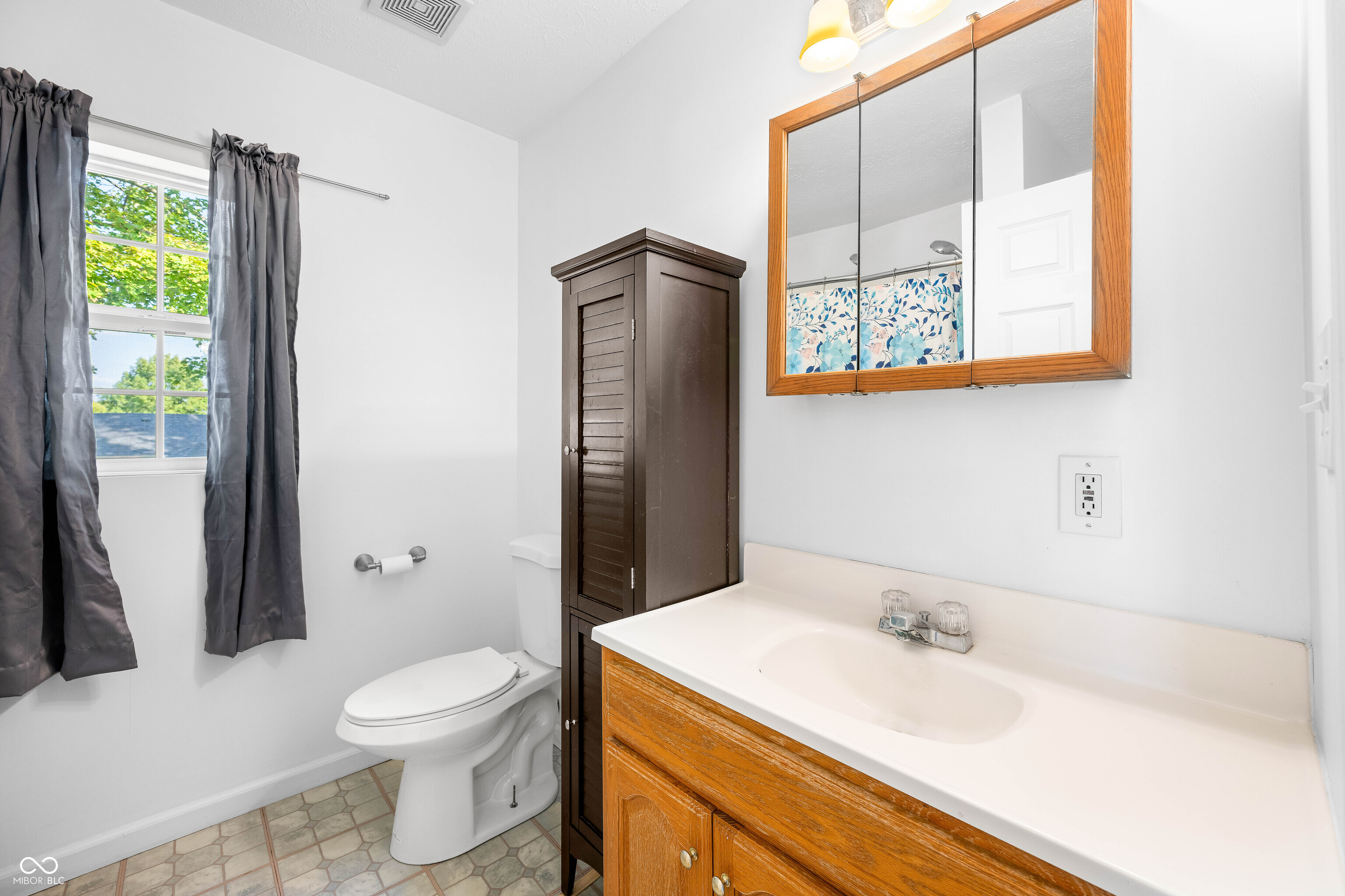 819 Oesting Street Seymour, IN 47274 - Photo 27 of 43 Gallery Image 27