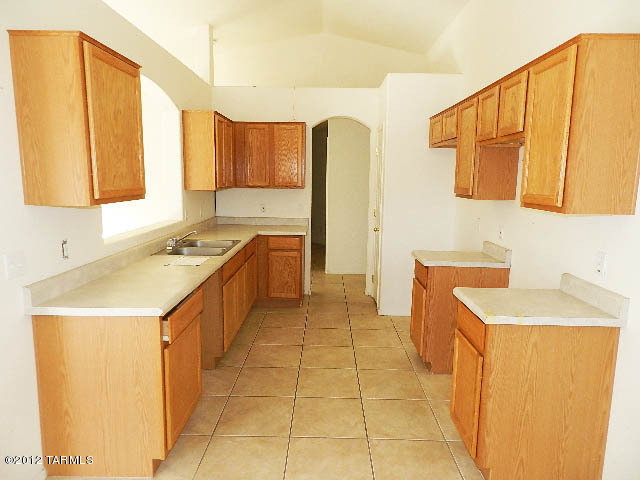 7633 West August Moon Place Tucson, AZ 85743 - Photo 9 of 25